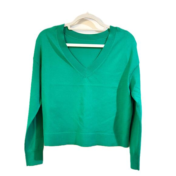 Express Golf Green Reversible Silky Soft Sweater Size XS NWT - Picture 3 of 8